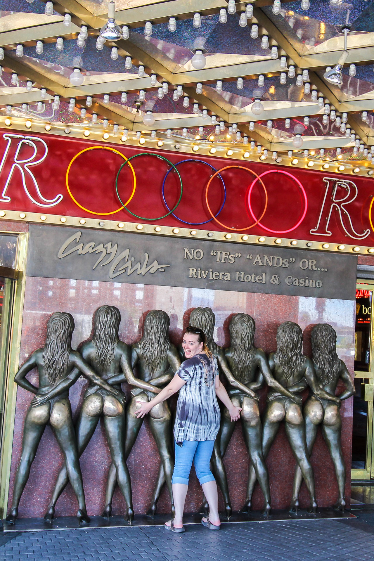 Crazy Girls Las Vegas - Riviera Hotel